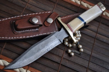 Handmade Damascus Hunting Bowie Knife