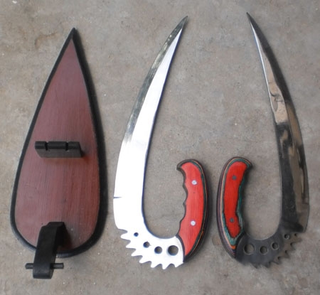 15 Inches  Riddick  Double Claw Set image 2