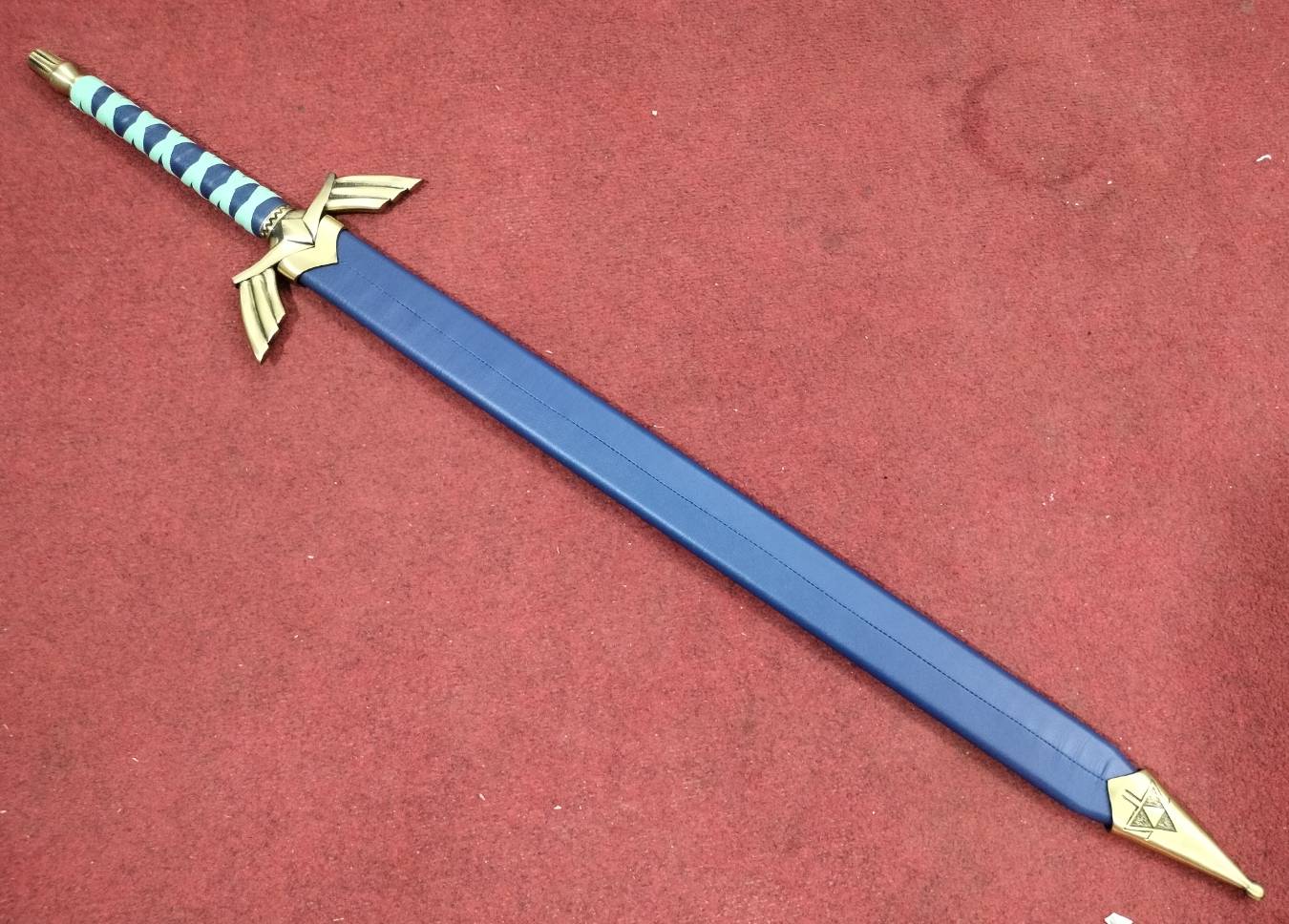 Legend of Zelda Full Tang Master Sword Skyward image 3