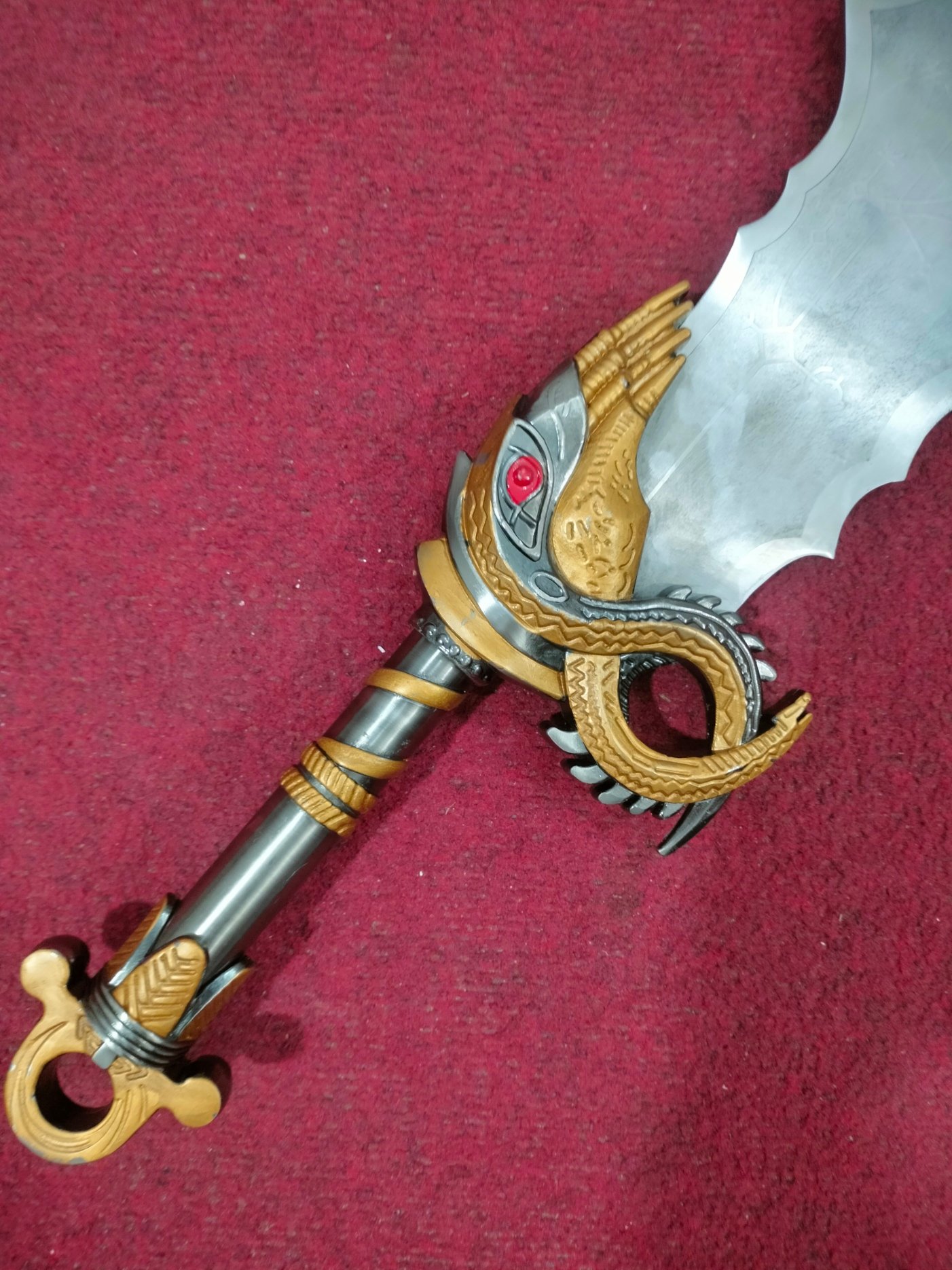 God of War-The Blades of Chaos are a pair of chained blades image 5