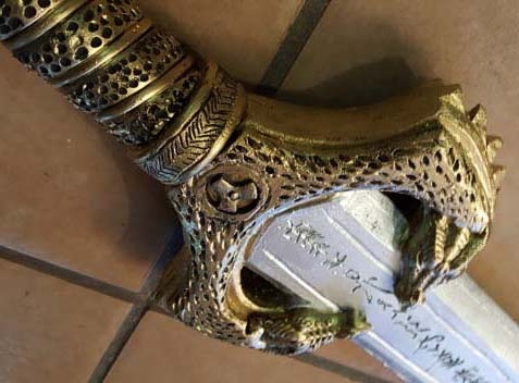 Wonder Woman sword image 2