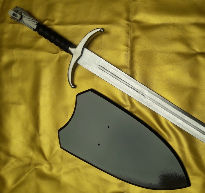 Dire Wolf Knight Watch White Claw Sword image 3