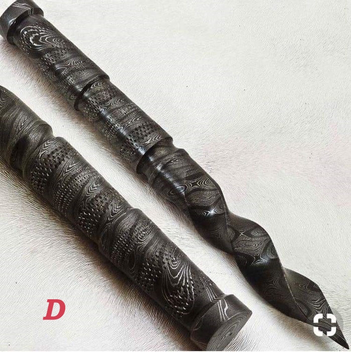 Handmade Damascus Tri Edge Dagger image 5