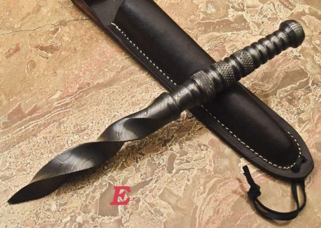 Handmade Damascus Tri Edge Dagger image 6