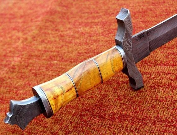Damascus Steel Sword Full Tang image 2
