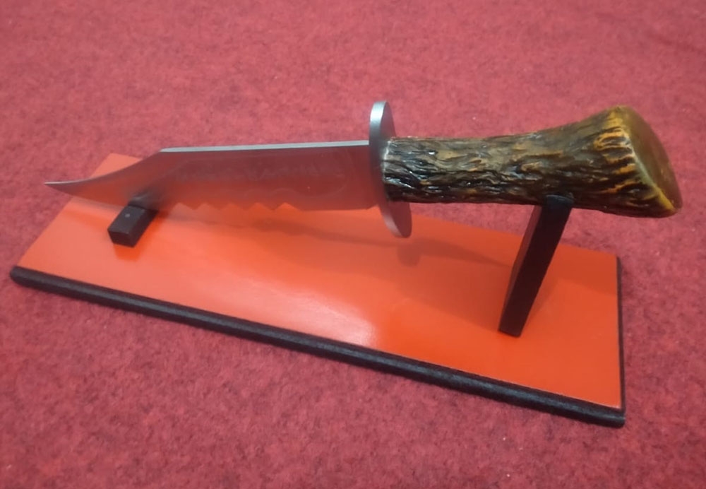 Rubys replica demon-killing knife from the TV series Supernatural image 5