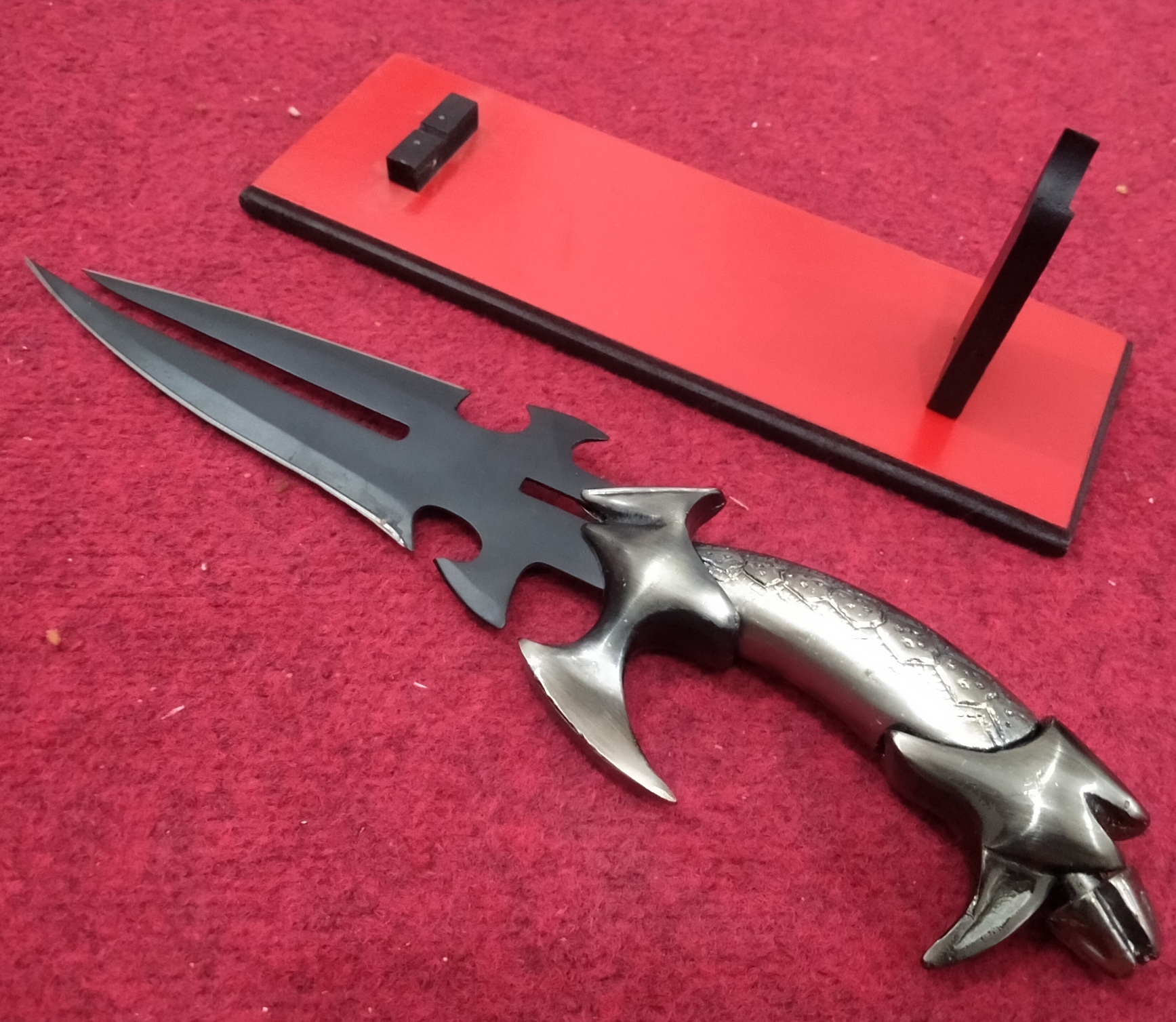 Faith Knife Jackel Knife from Buffy Black Finish image 2