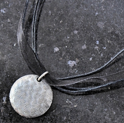 Handmade Damascus Steel Circle Pendant Necklac