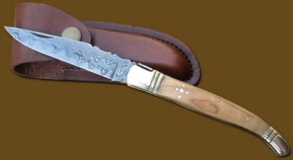Damascus Steel Laguiole Knife Single Blade wood Handle