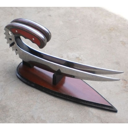 15 Inches  Riddick  Double Claw Set