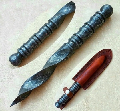 Handmade Damascus Tri Edge Dagger