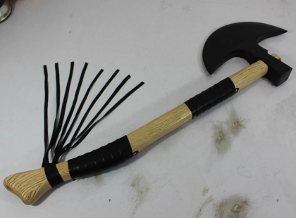 Dirilis Turgut Alp Axe