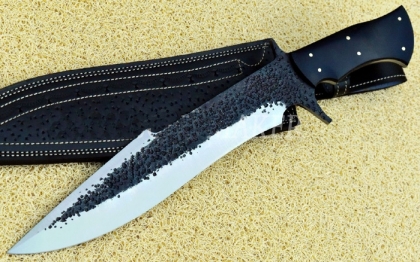 Hammered Forged Hunting Bowie Knife