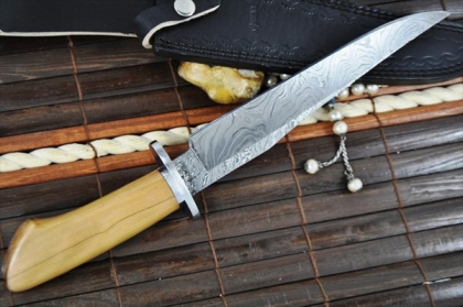 HANDMADE DAMASCUS BOWIE KNIFE