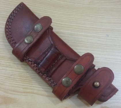 Knife Leather Tracker