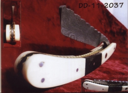 Damascus Steel Straight Shaving Razor Horn-Wood Handle