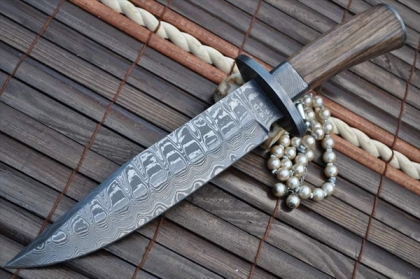 Custom Made Damascus Hunting Knife Wood Handle - Work of Art