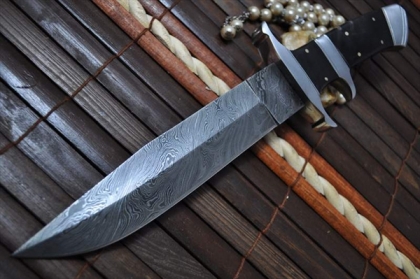 Custom made Damascus Hunting Bowie Knife Massive handle