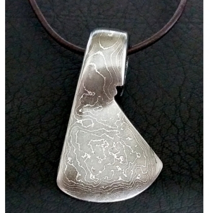Handmade Damascus Steel Necklace