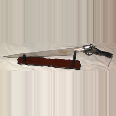Final Fantasy VIII-8 Squall Functional Gun blade Revolver Sword image 2