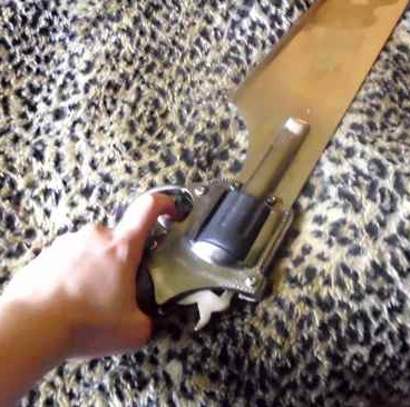 Final Fantasy VIII-8 Squall Functional Gun blade Revolver Sword image 7